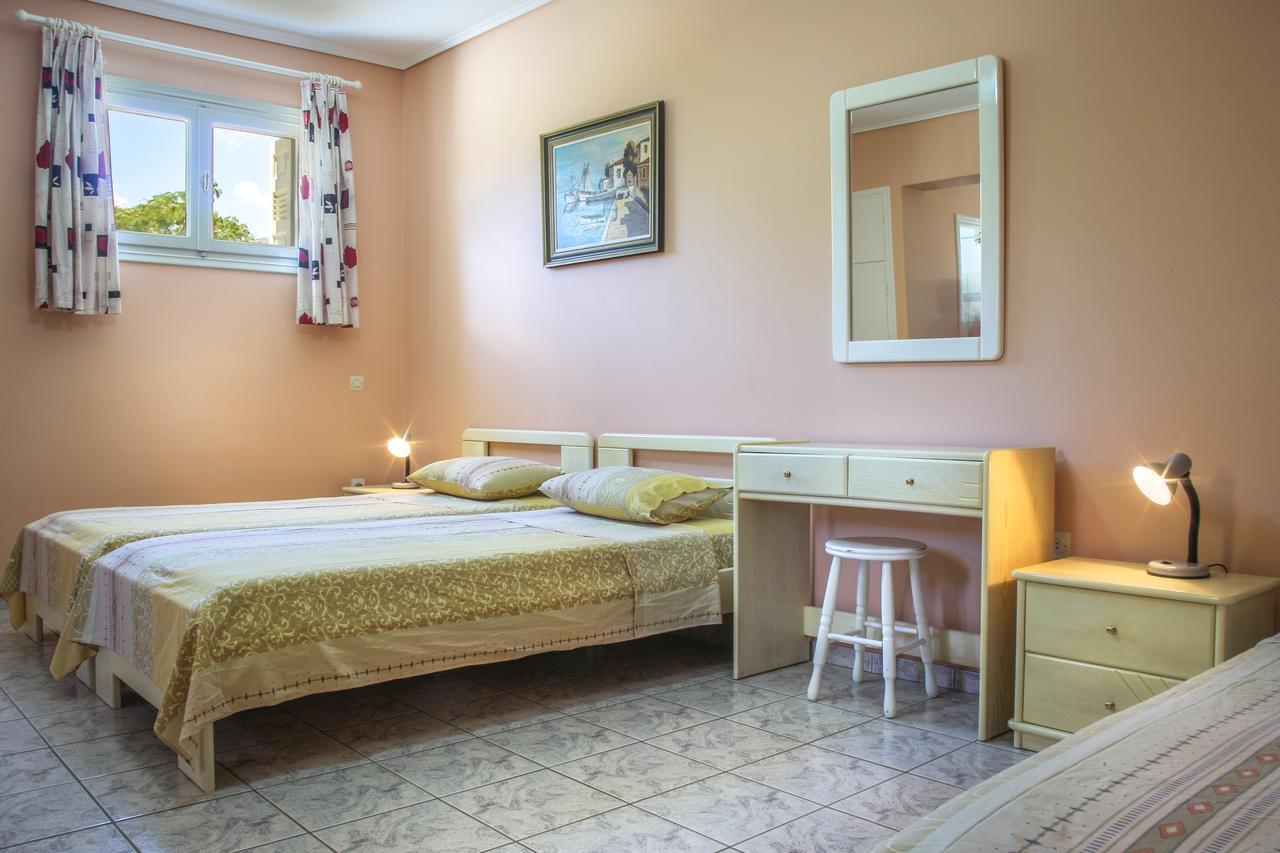 Villa View Studios Andros Town Bagian luar foto