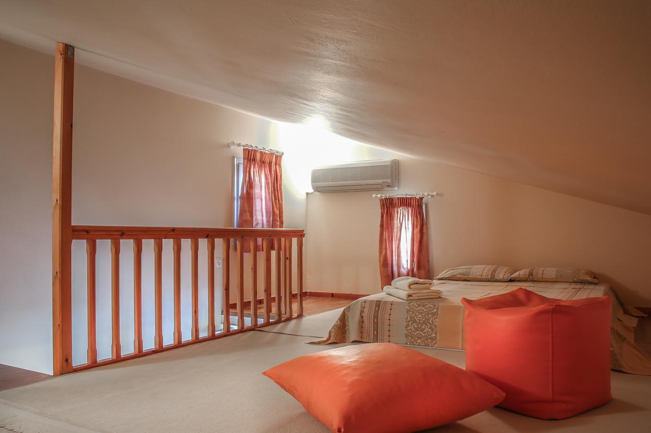 Villa View Studios Andros Town Bagian luar foto