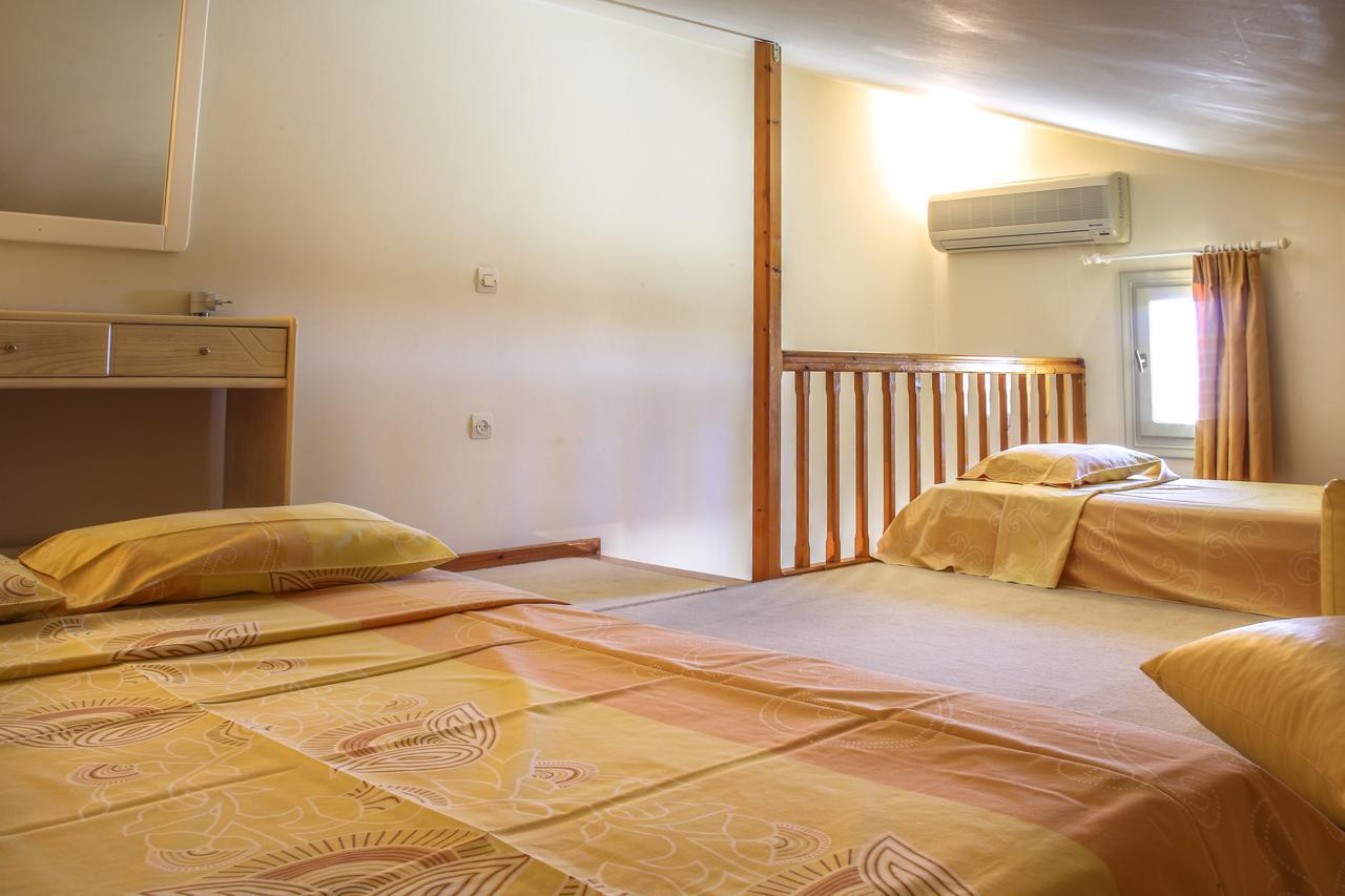 Villa View Studios Andros Town Bagian luar foto
