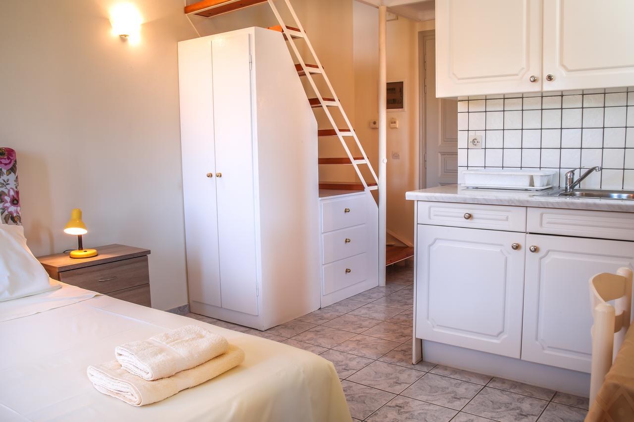 Villa View Studios Andros Town Bagian luar foto